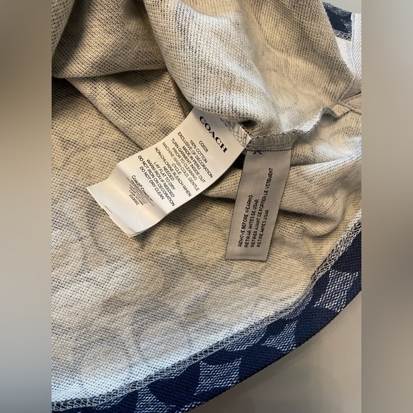 Stylish Coach NWOT Polo Shirt - Picture 4 of 8